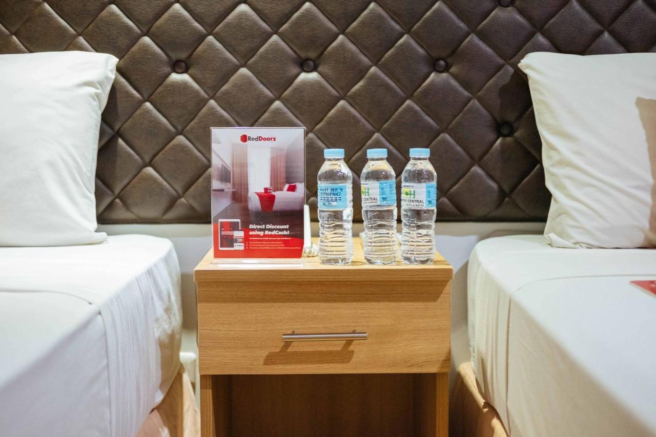 Reddoorz Plus Near Cebu Capitol Dış mekan fotoğraf