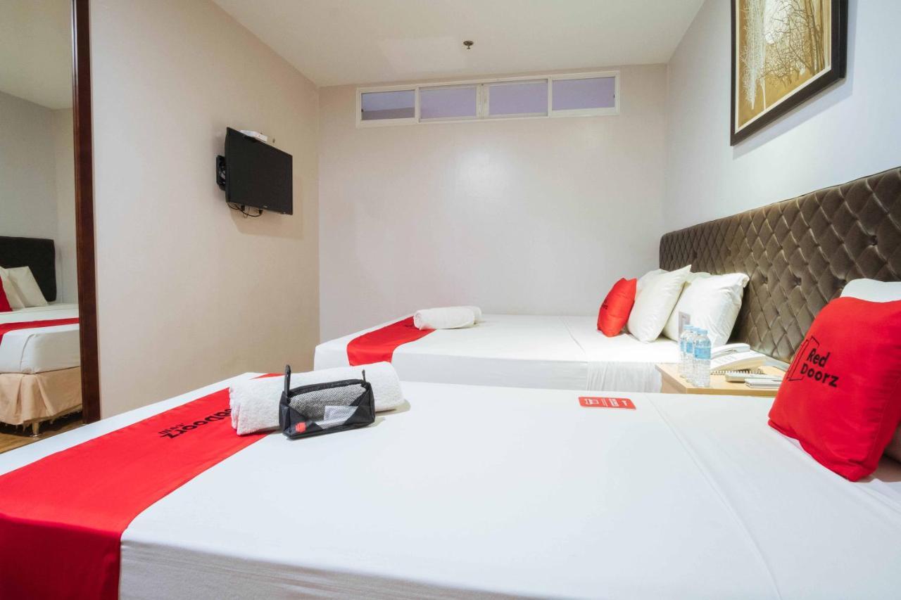 Reddoorz Plus Near Cebu Capitol Dış mekan fotoğraf